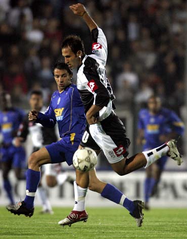 官方：山口雷法主帅中山元气将在赛季结束后卸任（官方确认：山口雷法主帅中山元气将于赛季结束后卸任）