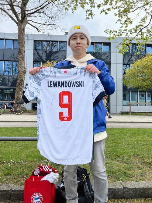 高效！哈兰德曼城生涯80分钟参与一球，多特生涯69分钟造一球（效率爆表！哈兰德曼城每80分钟参与一球，多特时期每69分钟制造进球）