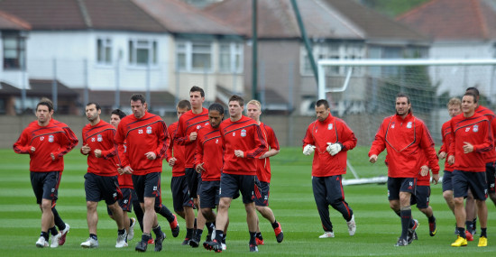 罗马诺：曼城正在和塞门约谈判，切尔西已经退出竞争（罗马诺：曼城与塞门约洽谈进行中，切尔西已退出争夺）